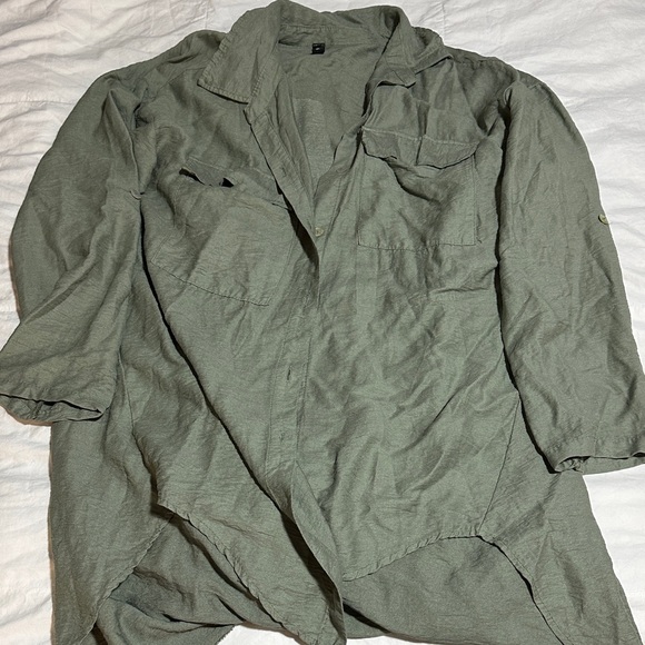 Green Long Sleeve Tee with "SATURDAY" Graphic - Picture 2 of 6